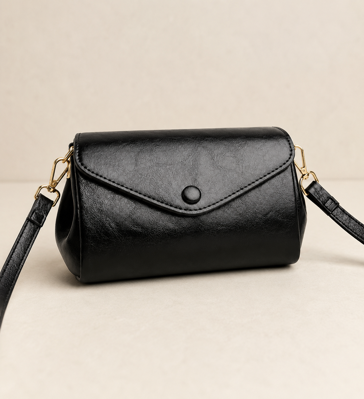 The Kensington Envelope Crossbody – Timeless Black Crossbody Bag