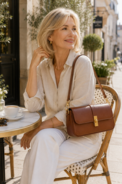 The Kensington Shoulder Bag – Cognac Brown