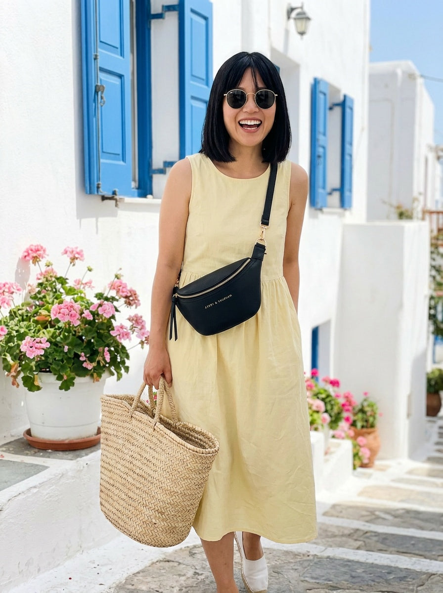The Kensington Crescent Crossbody Bag - Black