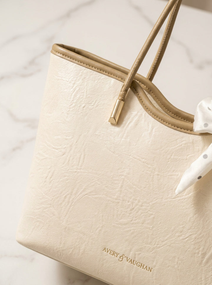 The Cambridge Embossed Tote – Cream Textured Everyday Handbag – detail & texture