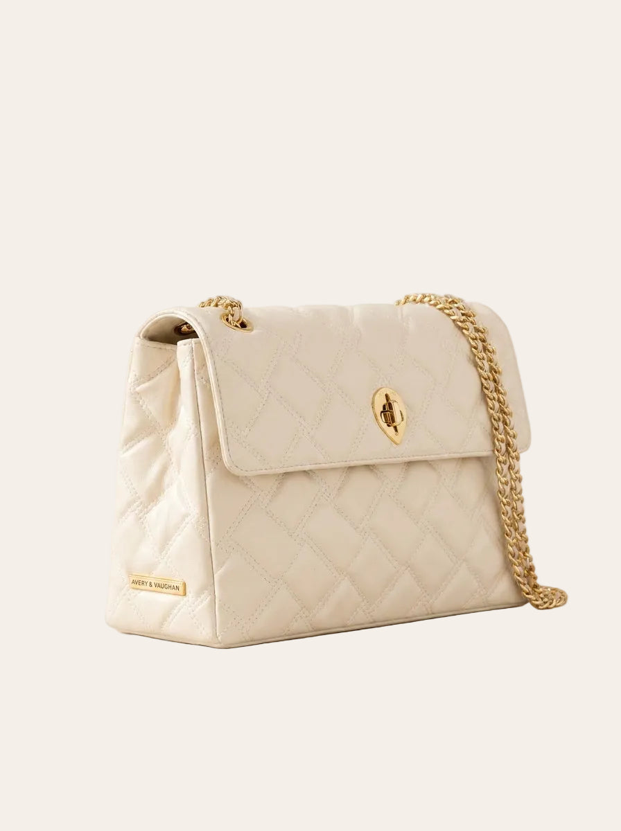 The Kensington Quilted Shoulder Bag – Cream – 3/4 angle